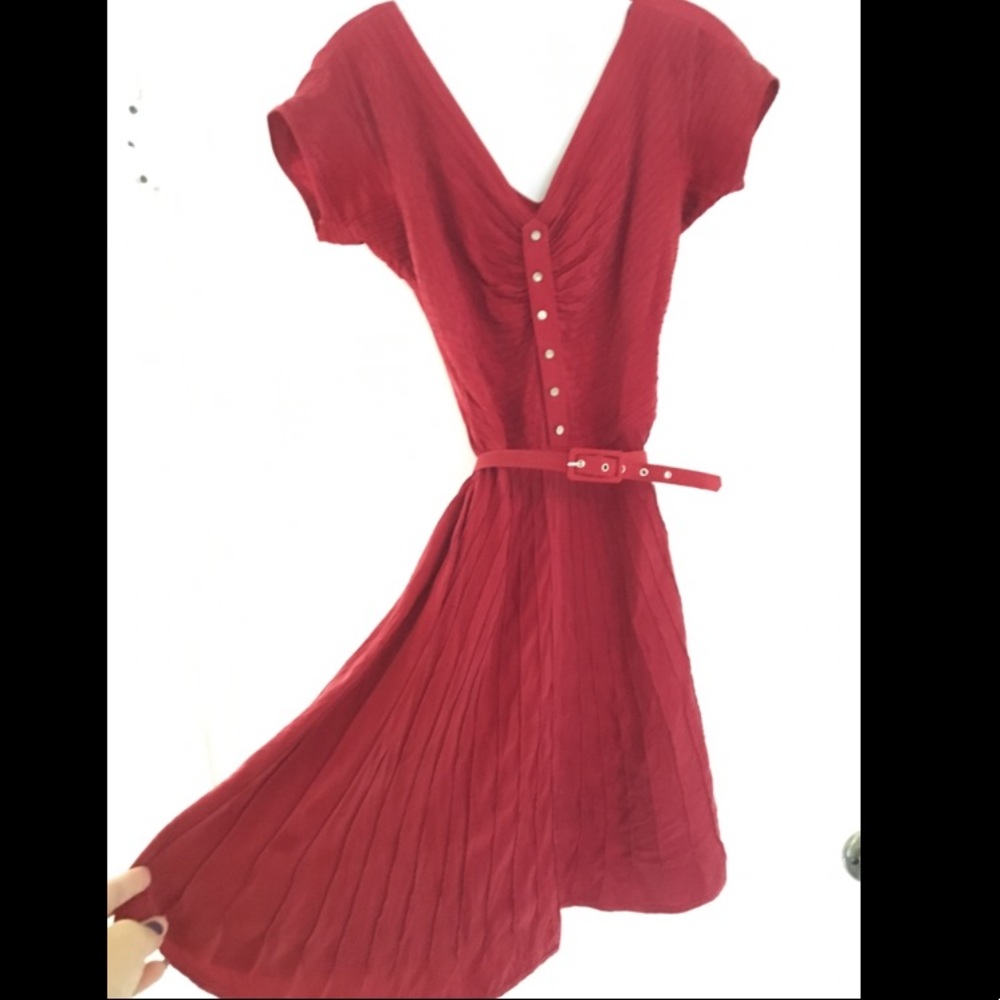 100% silk, vintage-style red dress with belt